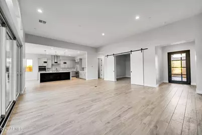 4075 E Paradise Lane, Phoenix, AZ 85032 - Photo 4