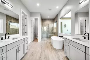 4075 E Paradise Ln, Phoenix, AZ 85032 - Photo 6