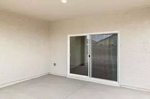 25200 N 151st Dr, Surprise, AZ 85387 - Photo 12