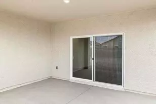 25200 N 151st Dr, Surprise, AZ 85387 - Photo 12