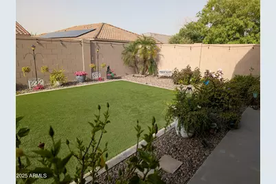 16561 W Cielo Grande Avenue, Surprise, AZ 85387 - Photo 34