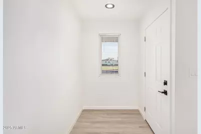 10076 W Peoria Avenue, Sun City, AZ 85351 - Photo 6