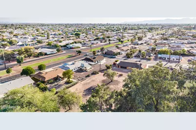10076 W Peoria Avenue, Sun City, AZ 85351 - Photo 42