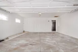 10076 W Peoria Ave, Sun City, AZ 85351 - Photo 26