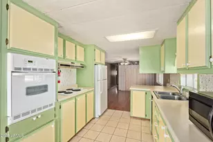 10737 W Sack Dr, Peoria, AZ 85373 - Photo 8