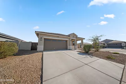 24429 W Illini Street, Buckeye, AZ 85326 - Photo 2