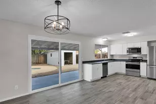 5214 W Cholla St, Glendale, AZ 85304 - Photo 1