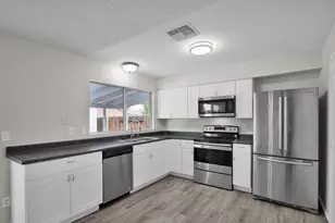 5214 W Cholla St, Glendale, AZ 85304 - Photo 8