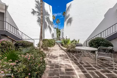 3416 N 44th Street #18, Phoenix, AZ 85018 - Photo 20