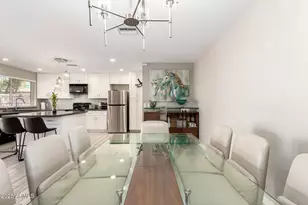 402 E Morrow Dr, Phoenix, AZ 85024 - Photo 10