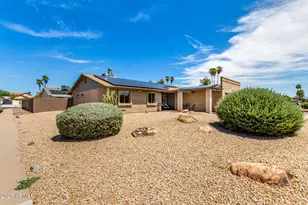 402 E Morrow Dr, Phoenix, AZ 85024 - Photo 32