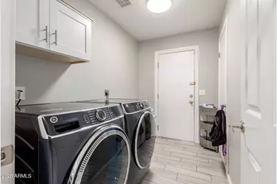 402 E Morrow Drive, Phoenix, AZ 85024 - Photo 22