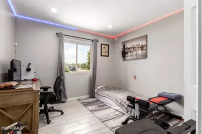 402 E Morrow Drive, Phoenix, AZ 85024 - Photo 16