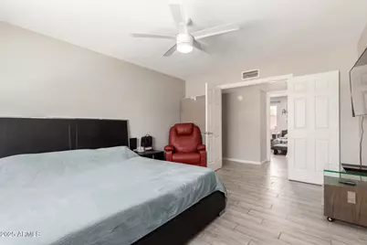 402 E Morrow Drive, Phoenix, AZ 85024 - Photo 14