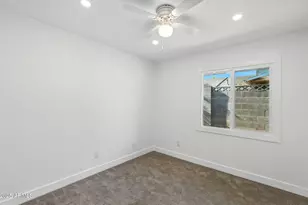 7637 N 7th Ave, Phoenix, AZ 85021 - Photo 32