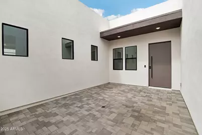 7392 W Gambit Trail, Peoria, AZ 85383 - Photo 4