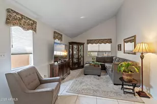 1142 E Kaler Dr, Phoenix, AZ 85020 - Photo 6