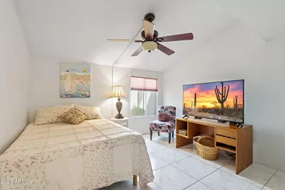 1142 E Kaler Drive, Phoenix, AZ 85020 - Photo 18