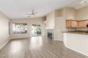 11891 N 84th Ln, Peoria, AZ 85345 - Photo 12