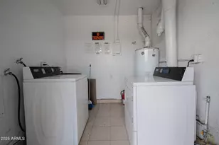 1915 N 26th Pl, Phoenix, AZ 85008 - Photo 10