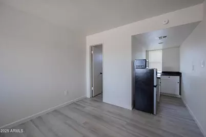 1915 N 26th Place #Apt 6, Phoenix, AZ 85008 - Photo 6