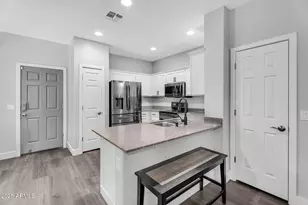 2366 N 73rd Ln, Phoenix, AZ 85035 - Photo 8