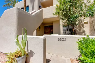 6202 N 30th Place, Phoenix, AZ 85016 - Photo 1