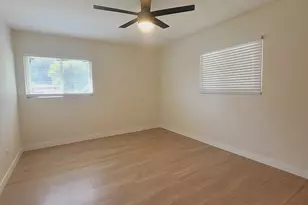 4028 E Edgemont Ave, Phoenix, AZ 85008 - Photo 16