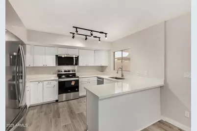 8225 E Thomas Road, Scottsdale, AZ 85251 - Photo 1