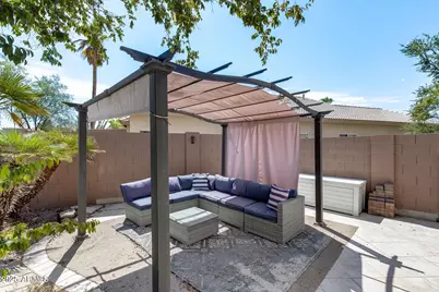 13888 W Wilshire Drive, Goodyear, AZ 85395 - Photo 46