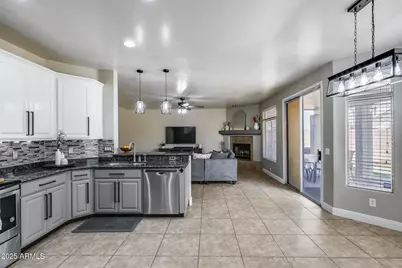 13888 W Wilshire Drive, Goodyear, AZ 85395 - Photo 28