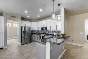 13888 W Wilshire Dr, Goodyear, AZ 85395 - Photo 26