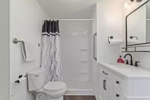 2701 E Utopia Rd, Phoenix, AZ 85050 - Photo 24