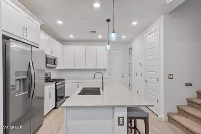 4077 S Sabrina Drive #3, Chandler, AZ 85248 - Photo 4