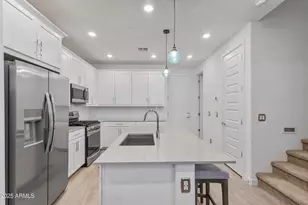 4077 S Sabrina Dr, Chandler, AZ 85248 - Photo 4