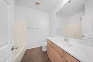 42424 N Gavilan Peak Pkwy, Anthem, AZ 85086 - Photo 18