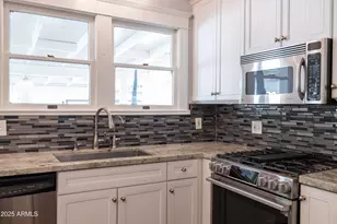 70 W Lynwood St, Phoenix, AZ 85003 - Photo 20