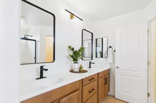 17625 W Mandalay Ln, Surprise, AZ 85388 - Photo 26