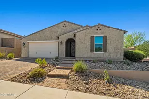 2929 W Amber Sun Dr, Phoenix, AZ 85085 - Photo 2