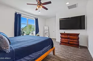 2929 W Amber Sun Dr, Phoenix, AZ 85085 - Photo 22