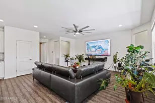 2929 W Amber Sun Dr, Phoenix, AZ 85085 - Photo 20