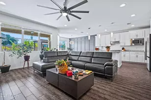 2929 W Amber Sun Dr, Phoenix, AZ 85085 - Photo 1