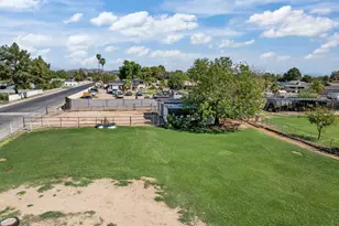 5244 W Waltann Ln, Glendale, AZ 85306 - Photo 6