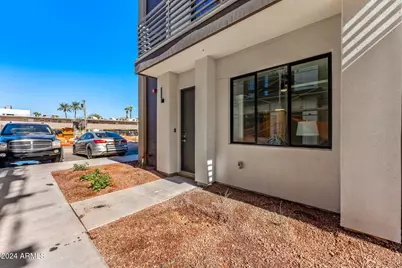 4220 N 32nd Street #5, Phoenix, AZ 85018 - Photo 1