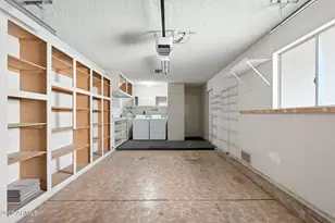 10072 W Lancaster Dr, Sun City, AZ 85351 - Photo 28