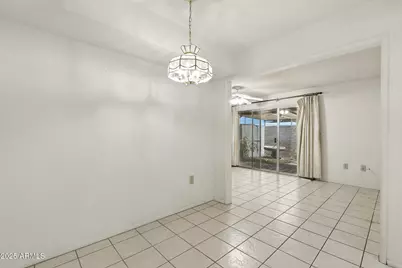 10072 W Lancaster Drive, Sun City, AZ 85351 - Photo 16