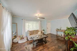 15601 N 19th Ave, Phoenix, AZ 85023 - Photo 10