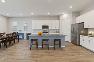 28713 N 66th Ave, Phoenix, AZ 85083 - Photo 2