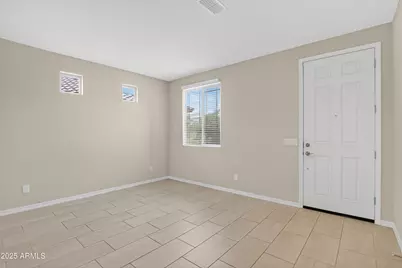 20156 W Buchanan Street, Buckeye, AZ 85326 - Photo 6