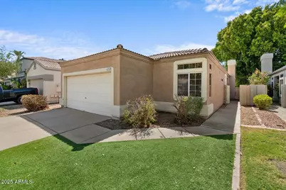 1220 N Cliffside, Gilbert, AZ 85234 - Photo 1